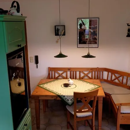 Apartamento Schwarzwild - Und Ferienzimmer Baiersbronn