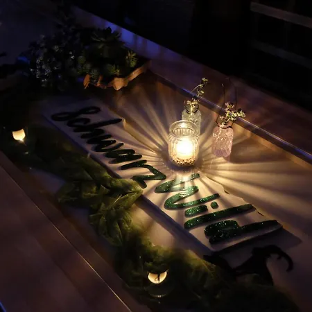 Schwarzwild - Und Ferienzimmer