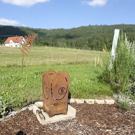 Schwarzwild - Und Ferienzimmer Apartament