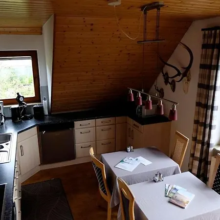 Apartamento Schwarzwild - Und Ferienzimmer Baiersbronn